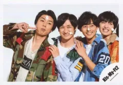 【中古】生写真(ジャニーズ) Kis-My-Ft2/集合(4人)/横型・バストアップ・衣装紺白カーキオレンジ・顔にクリーム・横尾人差し指頬/アルバム「Yummy!!」ジャケ写撮影オフショット/公式生写真
