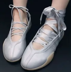 最終値下げ　テコンドー　シルバー　23.5 2025年最新】adidas テコンドー シルバーの人気アイテム - メルカリ