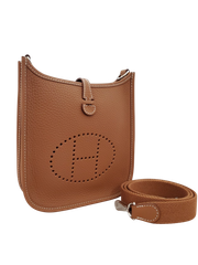 【新品】エルメス HERMES エヴリンTPMアマゾン 　トリヨン　ゴールド　W刻印　SV金具