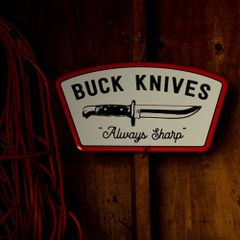 BUCK ブリキ看板 Always Sharp Tin Take エンボス加工 BU95307