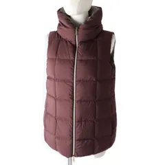 極美品◎正規品 HERNO ヘルノ PI0394D PRODUZ LAVJAP レディース スタンドカラー リバーシブル ダウンベスト ボルドー／グレー 42 タグ付きのサムネイル