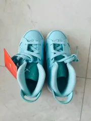 新品 ジョーダン レトロ 9c キッズ スニーカー 150mm