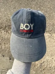 USA製 BOY LONDON ボーイロンドン ヴィンテージキャップ 大ヒット☆大人気BOY LONDONビーニー帽子 (BOY LONDON/ニット