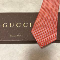 美品 GUCCI グッチ シルク 100％ レッド 総柄 チェーン254-683