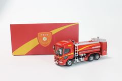 ACTCAR　1/64スケール　岐阜県中津川市消防本部　大型水槽車（ハイルーフ）　ダイキャスト製　隊員フィギュア付　限定生産品250台