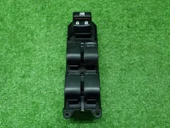 トヨタ　90系　ヴィッツ　パワーウインドウスイッチ　220226005