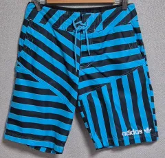 S ） adidas(アディダス) ブルー+ブラック ウーブン ハーフパンツ (スイムパンツをご用意)