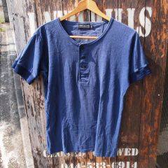 【AKIZ】アキヅ 袖リブ ヘンリーネック 無地 Tシャツ 紺 2 (M)