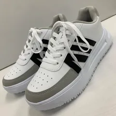 新品★メンズ★撥水 軽量 フェイクレザーダッドスニーカー 白 黒 2431