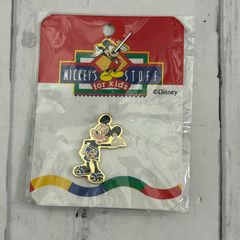 トイストーリー リーバイス ピンバッジ Levi's ウッディ サドルマン