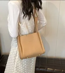 トートバッグ ショルダーバッグ　大容量　通勤　カジュアル　マザーズバッグ