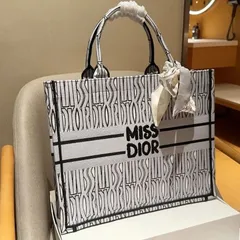 新品未使用 箱付 Dior  ノベルティトートバッグ　 専用ページ