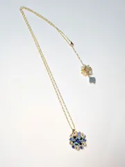 クリスタルタイドロングネックレス