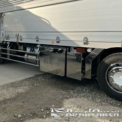 いすゞ 新型ギガ（ギオン）フロントエアロショートタイプスポイラー