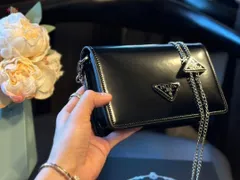 PRADAプラダの超美しいブラックショルダーバッグ｜本日限定特価｜新品未使用