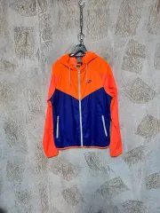 Nike(ナイキ） フード ウインドブレーカー