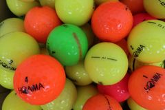 SRIXON(スリクソン) ロストボール カラフル 30球 モデル混合 ゴルフ用品 2506-1062 中古