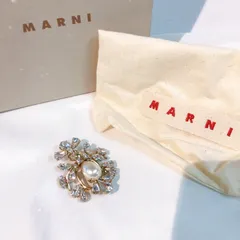 2023年最新】マルニ Marni ブローチの人気アイテム - メルカリ