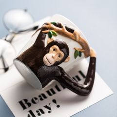 マグカップ 洗いやすい 猿 カップ 3d マグカップ コーヒーカップ 子供 陶器カップ 萌え 可愛い 顔カップ コップミルクカップ コーヒー・お茶をより楽しむためマグカップ 3D立体 彩色上絵 陶器プレゼント カフェカップ  400ml