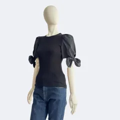 RED VALENTINO ヴァレンティノ　カギ編み　フリル　ニット　半袖　XS RED VALENTINO ヴァレンティノカギ編みフリルニット半袖XS