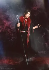 【中古】生写真(男性) 佐藤流司(加州清光)/ライブver.・2Lサイズ・キャラクターショット/CD「刀剣男士 team新撰組 with蜂須賀虎徹『Scarlet Lips』」加州清光メインパッケージ(プレス限定盤A) 公式通販3社 予約特典 撮り下ろしブロマ