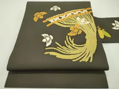 志ま亀　染め名古屋帯　菊唐草　ブラウン系　縮緬　金彩　おまけ付き 志ま亀 染め名古屋帯 菊唐草 ブラウン系 縮緬 金彩 おまけ付き