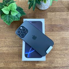 新品、未使用 iPhone 16Pro 256GB ブラックチタニウム