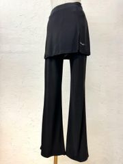 パーティーに！】新品Mサイズ シックパープル×黒ドットツーピース 黒