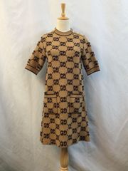 GUCCI　グッチ　GGウール　ブークレ　ジャカード　 ショートスリーブ　クルーネック　ウール　キャメル　ブラウン　ワンピース　ドレス　ニット　セーター　トップス
