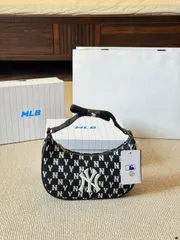 【今日特価】MLB Official Unisex Armpit Bag Couple Style Celebrity 同款 New Arrival
