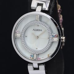 未使用品】 FURLA 3D BANGLE 2025年発売品 電池交換済 - メルカリ