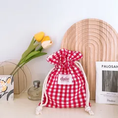 【BASICギンガムチェック巾着（L）レッド】　淡色　韓国雑貨　韓国　巾着　巾着ポーチ　メイクポーチ　小物入れ　保育園グッズ　幼稚園グッズ　推し活　小花柄　花柄　デイジー