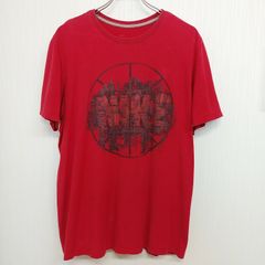 ブランド不明　赤　Ｔシャツ　サイズ不明　コットン100％　着丈69ｃｍ　身幅53ｃｍ　肩幅45.5ｃｍ　袖丈22ｃｍ　古着