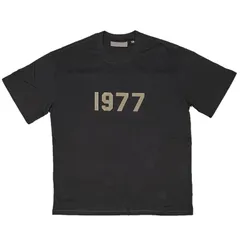 2024年最新】fog essentials 1977 tシャツの人気アイテム - メルカリ