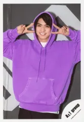 【中古】生写真(ジャニーズ) Aぇ! group/正門良規/膝上・衣装紫・両手ピース・カメラ目線・笑顔/Johnnys’ ISLAND STORE グッズオフショット’20夏/公式生写真