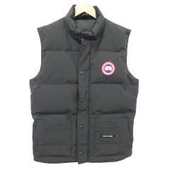 カナダグース CANADA GOOSE 美品 4154M ダウン ベスト ロゴ ワンポイント 刺繍 アウター 厚手 Mサイズ 黒 ブラックのサムネイル