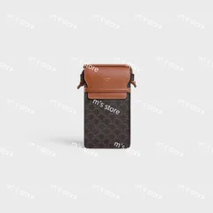 フラップ付きモバイルポーチ　トリオンフキャンバス & ラムスキン　ホワイト　タン CELINE フラップ付きモバイルポーチ / トリオンフキャンバス