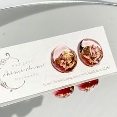 ふわっとグラデーションお花の一粒イヤリング/レッド系