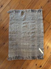 大判ギャッベ 200×165グレーの刺繍ラグ - メルカリ