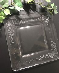 葡萄のスクエアプレート〜手彫りガラス〜