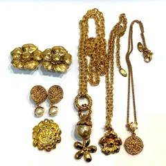 2024年最新】ビンテージイヤリング まとめ売りの人気アイテム - メルカリ 