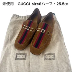 ● 未使用 GUCCI グッチ インターロッキング ホースビット ローファー スエード 革靴 6ハーフ 25.5センチ メンズ 中古 S5N208のサムネイル