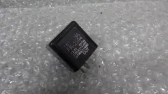 PCX　NC125D-0035xxx　の　ウインカーリレー:#1718331520のサムネイル