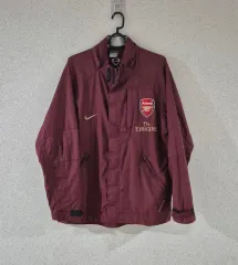 ナイキ アーセナル トレーニングジャケット 未使用・新品 NIKE 希少 2025年最新】アーセナル ナイロンジャケットの人気アイテム