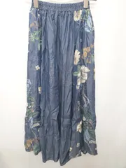 ◇ ⊂ CAWAII カワイイ 花柄 ロング フレア スカート ネイビー系 レディース E  【1506250008609】