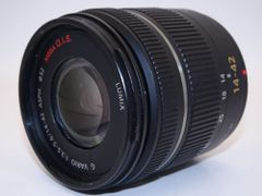 パナソニック LUMIX G 14-42mm3.5-5.6 MEGAO.I.S