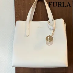 フルラ　FURLA　「SALLY」　サリー　レザーミニトート　ハンドバック　ホワイト