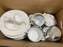 白皿 形、用途色々 大量まとめ売り ギフトshop引き取り品 カップ 小皿