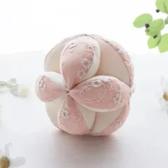 花手まり　花柄刺繍生地　ピンク×キナリ　布おもちゃ