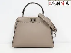 2025年最新】フェンディ セレリア ピーカブー パイソンの人気